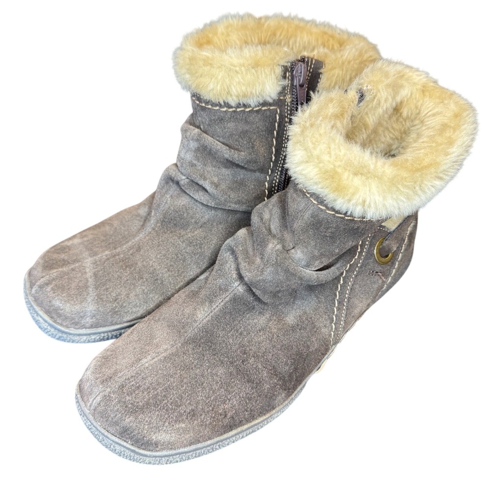 BareTraps Leanna Brown Suede Faux Fur Lined Ankle Boots BTF10-10185-023-59 8.5M